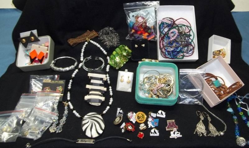 Assorted Jewelry
