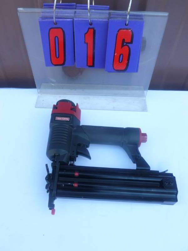 Craftsman Pneumatic NailerStapler