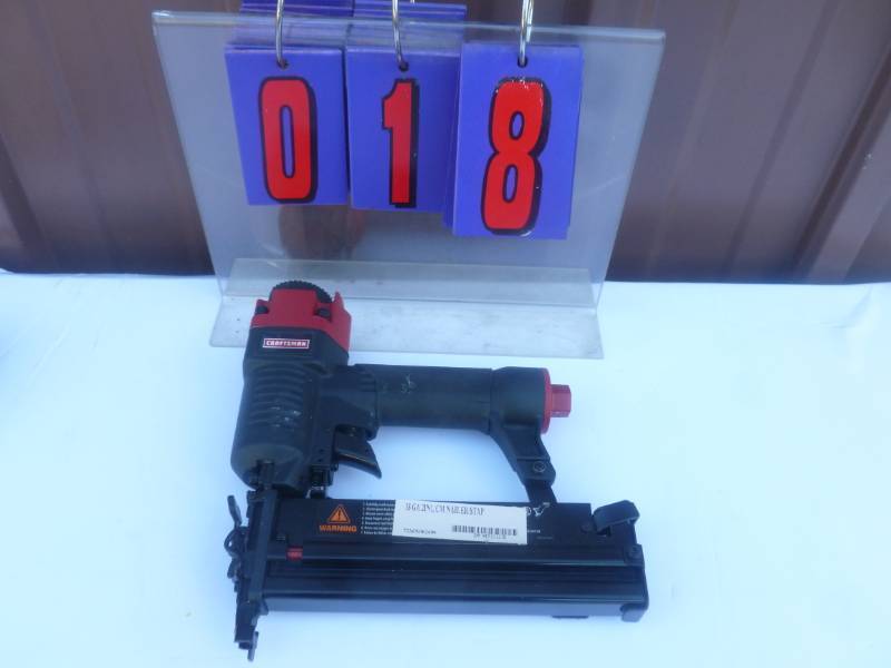 Craftsman Pneumatic NailerStapler