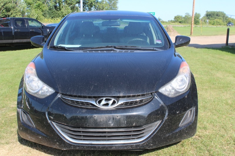 2011 Hyundai Elantra GLS - ONE OWNER -