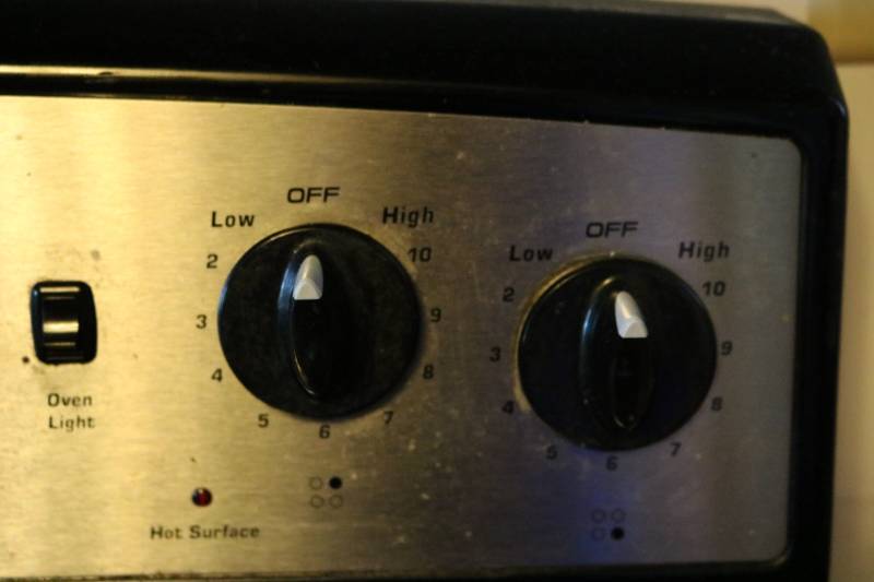 Amana stainless front stove, glass ...