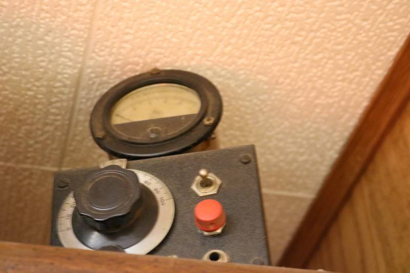 Vintage radio, cord cut...