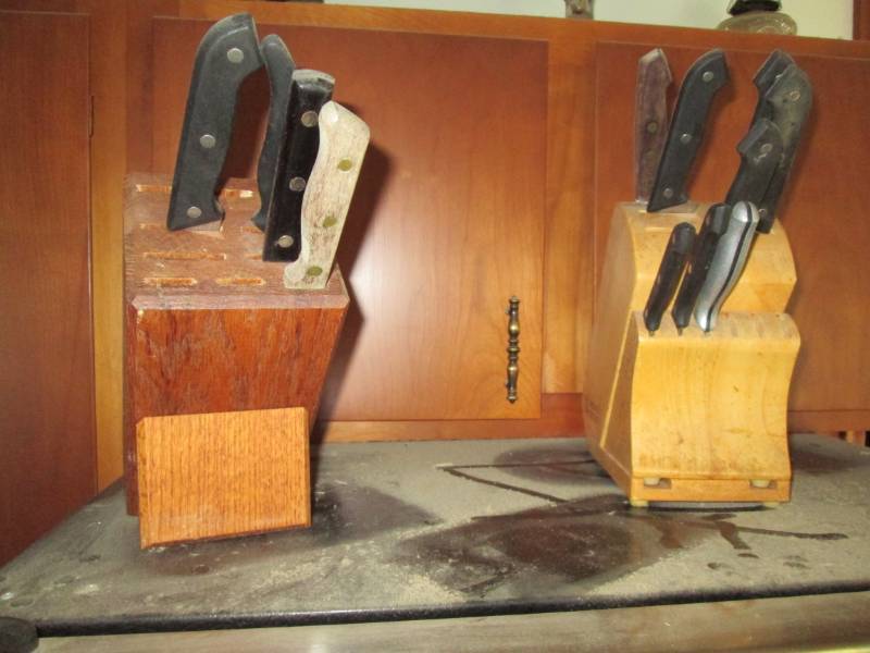 2 knife blocks...