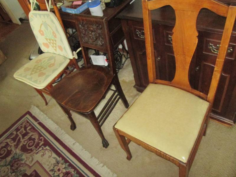 3 vintage chairs...