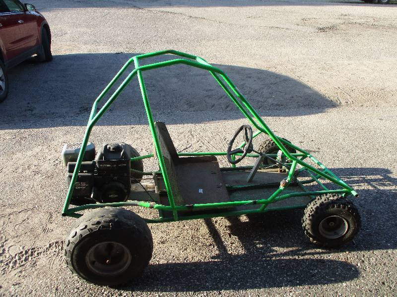 Large Go-cart, Does not run, needs work but great fram.