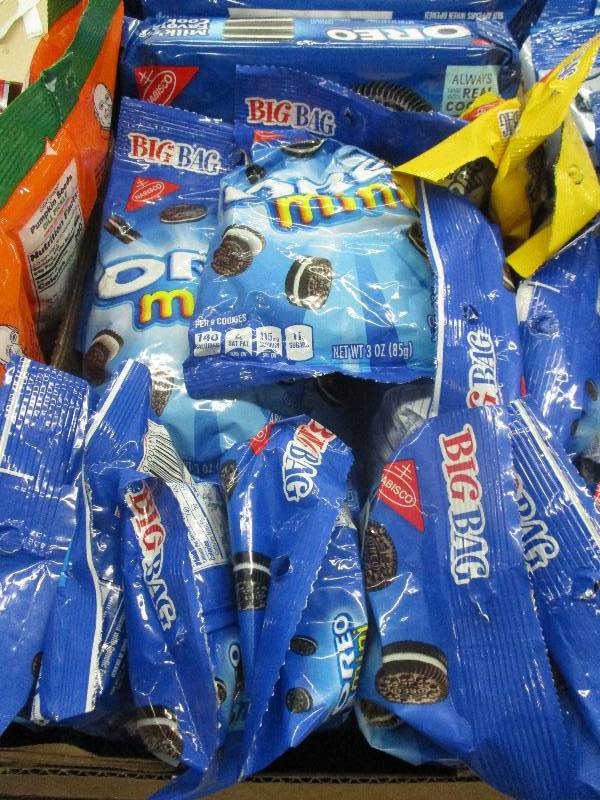 26 bags oreo mini cookies