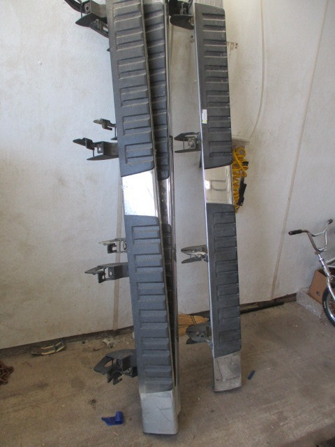 lot 81 image: Chevy Truck Step Bars