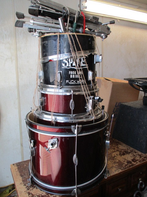 lot 84 image: Drums
