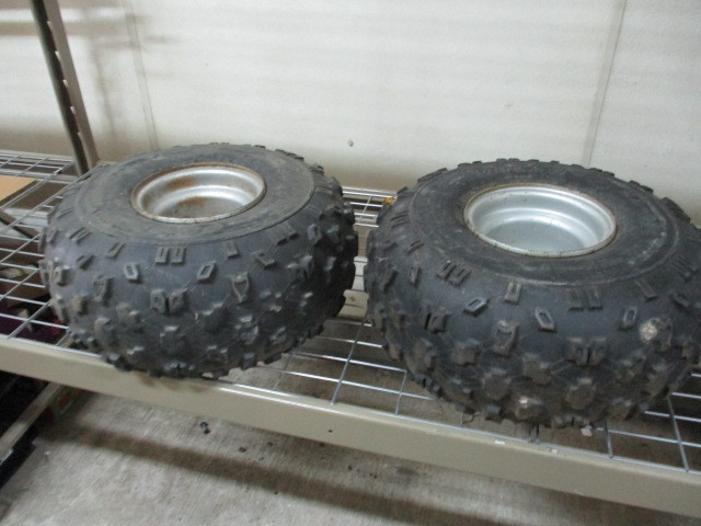 lot 16 image: Yamaha 3 Wheeler Rims and tires