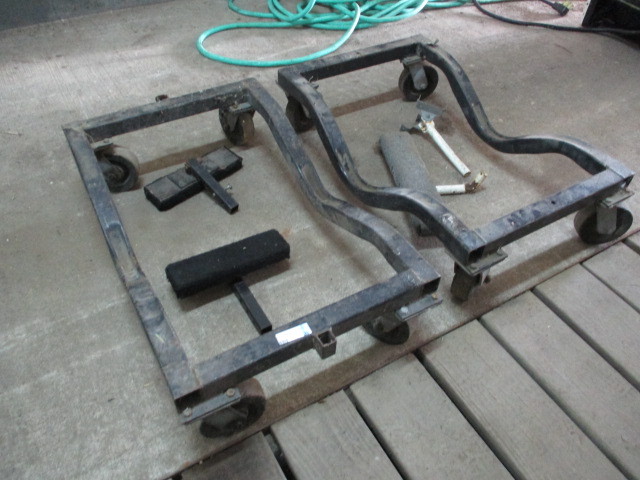 lot 28 image: Boat Floor Dollies