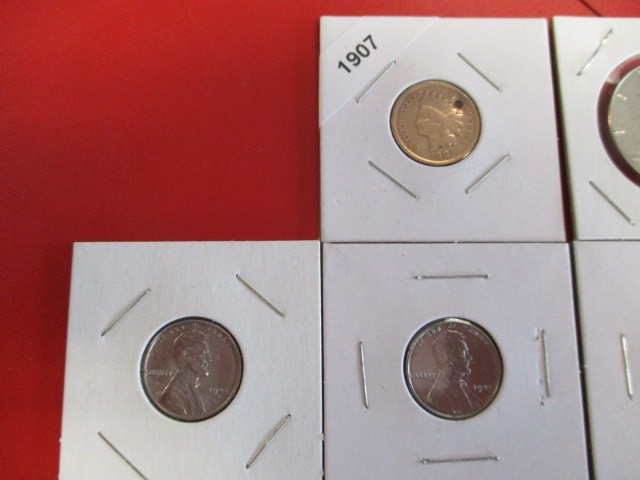 lot 3-14 image: Lot of Collectors Coins