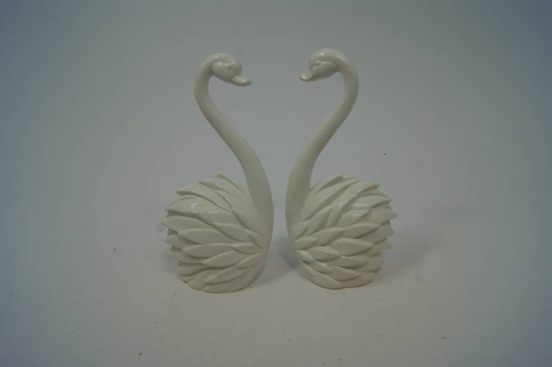 lot 69 image: Pair of Swans
