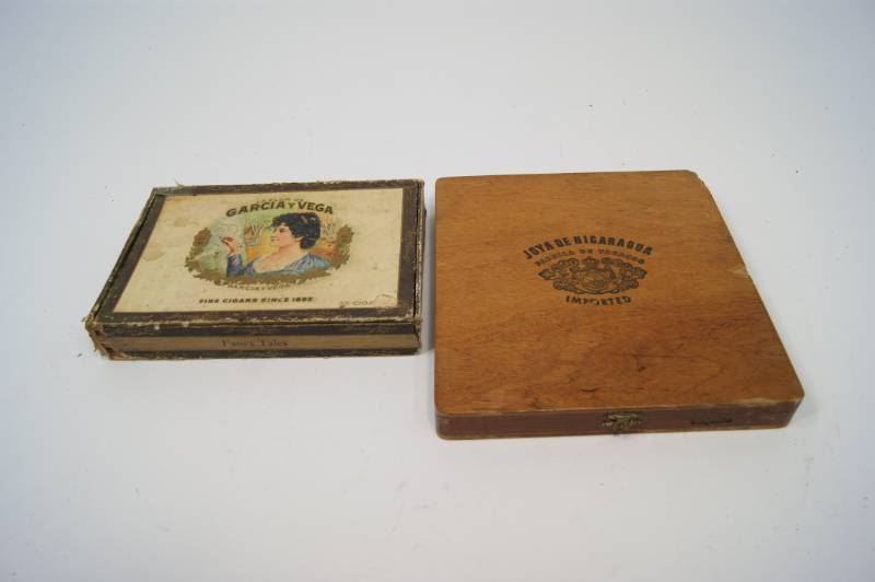 lot 78 image: 2 Cigar Boxes