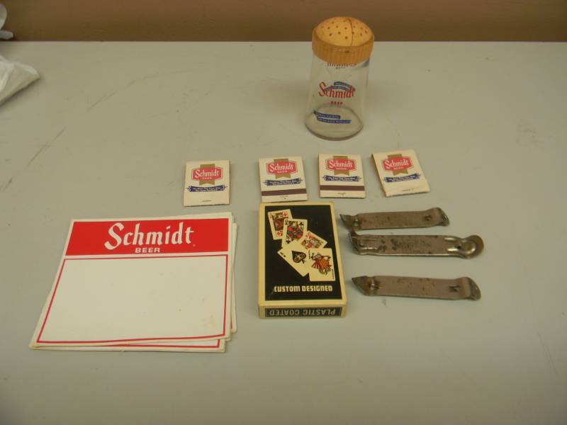 lot 45 image: VINTAGE SCHMIDT BEER COLLECTION - SALT & PEPPER SHAKER, UNOPENED CARDS & MORE - NICE COLLECTION - SEE PICTURES