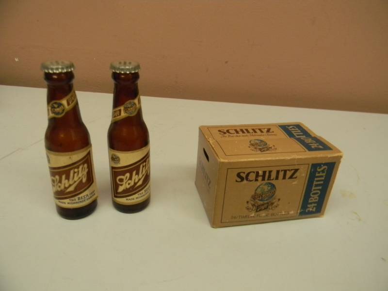 lot 56 image: VINTAGE 1970s SCHLITZ BEER 2 DECKS (STILL IN PLASTIC) WITH MINIATURE CASE PLAYING CARDS WITH VINTAGE SCHLITZ BEER SALT & PEPPER SHAKERS - AWESOME - SEE PICTURES