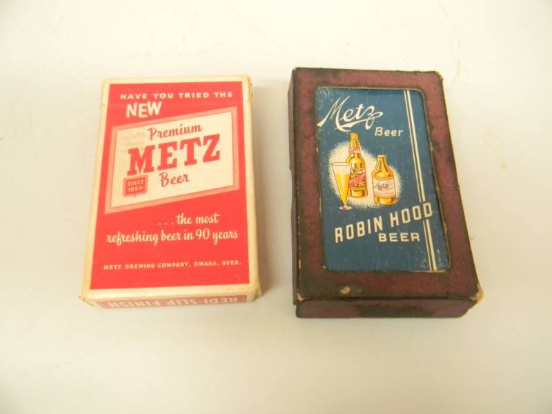 lot 57 image: VINTAGE METZ BEER 2 DECKS 1 POKER 1 PINOCHLE (FULL SETS WITH CASE) PLAYING CARDS - AWESOME - VERY COLLECTIBLE - SEE PICTURES