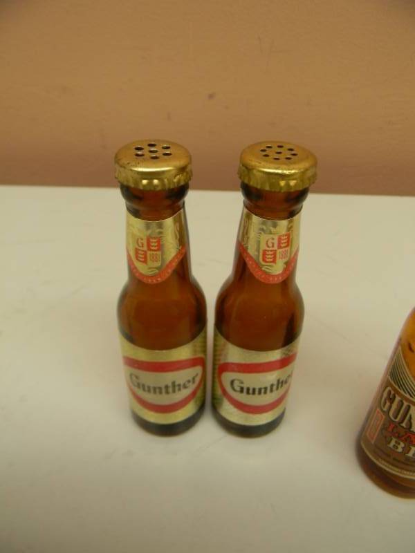 Details about   Old Vtb Gunther's Lager Beer Salt & Pepper Shakers 