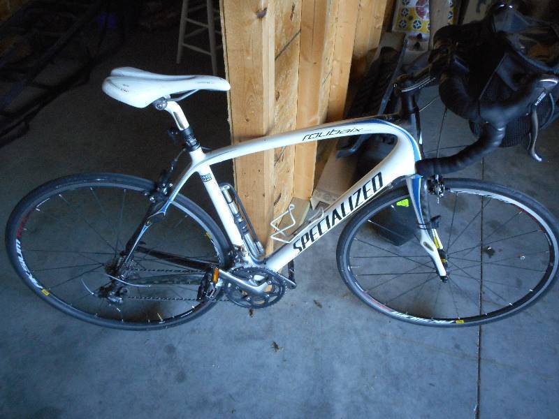 lot 14 image: Intermediate Specialized Bike