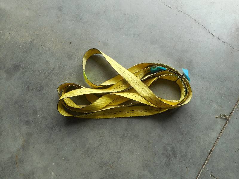 lot 17 image: lift straps