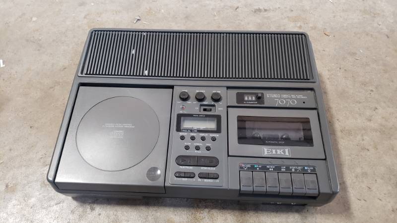 lot 26 image: CDCassette Player