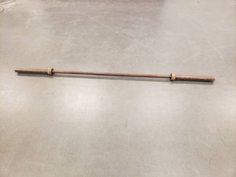 lot 34 image: Olympic weigt bar