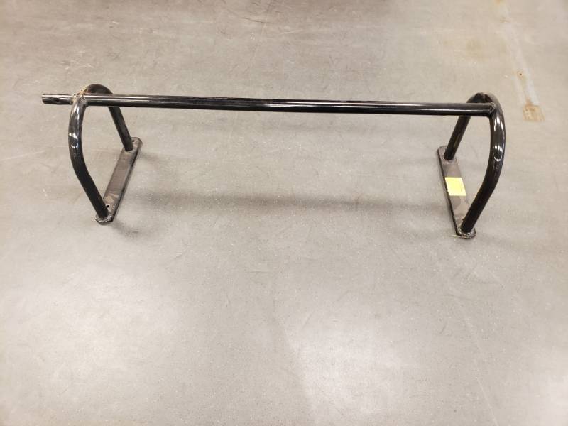 lot 36 image: Chin-up Bar