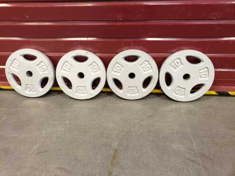 lot 44 image: 10LBS Standar Plates