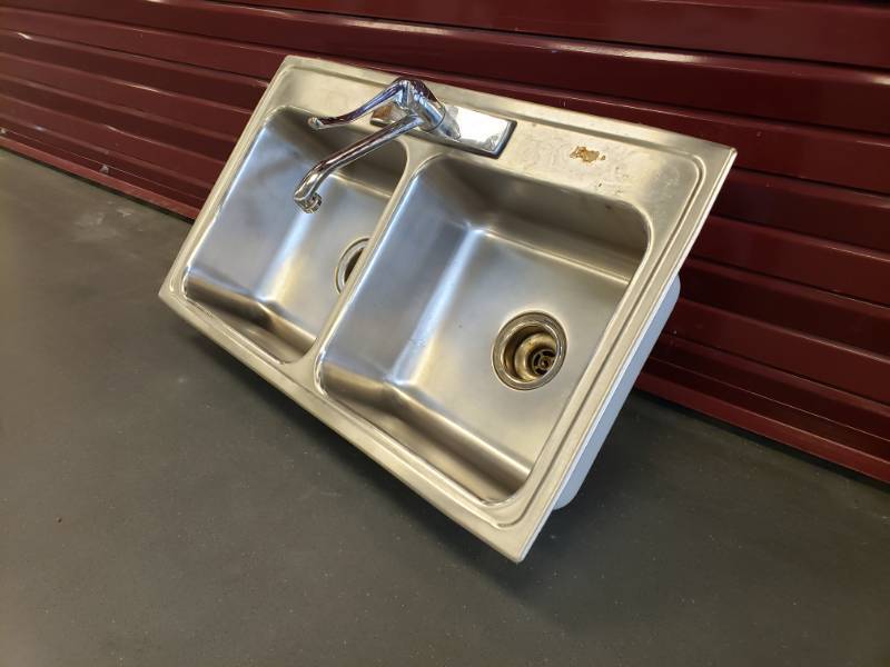 lot 53 image: Stainless Sink