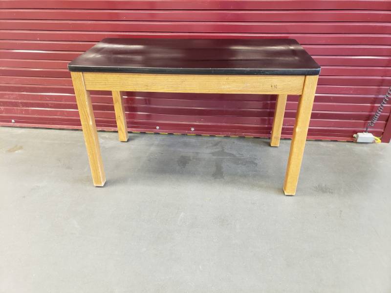 lot 56 image: Wooden Table