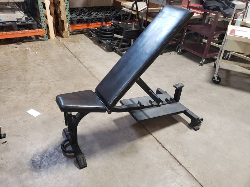 lot 92 image: Weight Bench