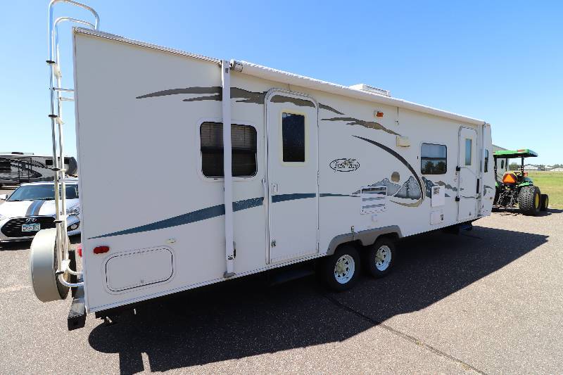 lot 1 image: 2005 Trail Bay 27BS Travel Trailer wSlide-out NO RESERVE
