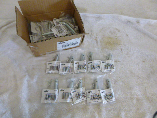 lot 15 image: Case of Valley 12 Hitch Pin Kits