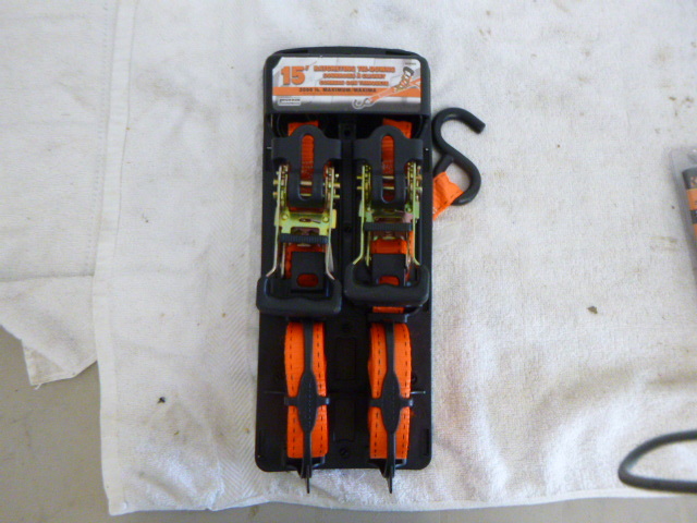 lot 43 image: Erickson 15 Ratcheting Tie-Downs