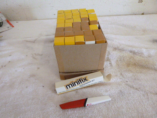 lot 56 image: Case of Minifix Screwdrivers