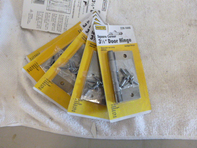 lot 65 image: 6 Project Pro 3 12 Square Corner Door Hinges