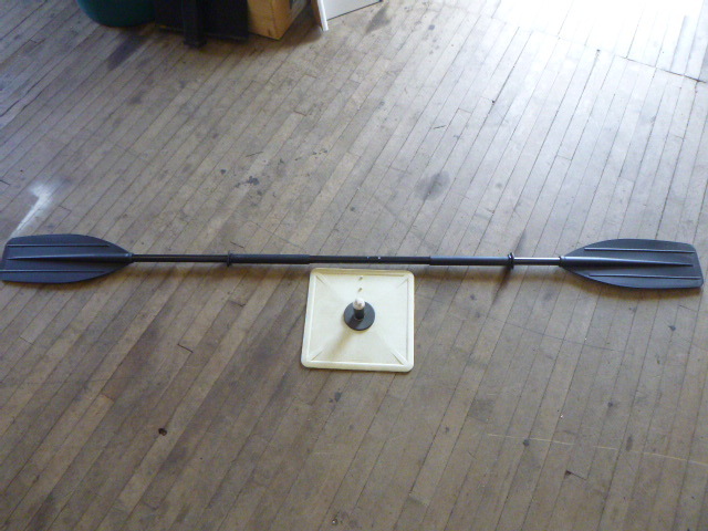 lot 108 image: Kayak Paddle