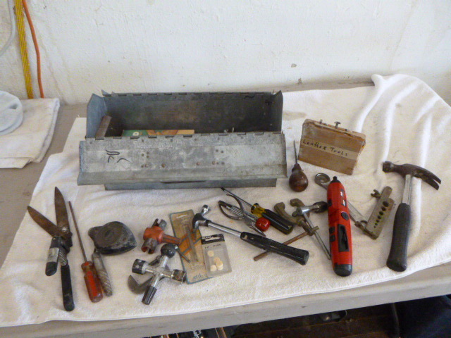 lot 174 image: Metal Toolbox with Tools
