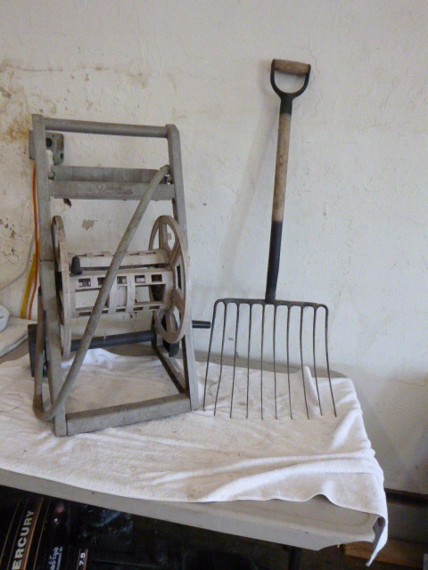 lot 180 image: Hose Reel and Pitch Fork