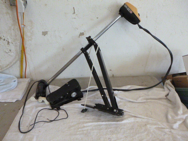 lot 183 image: Minn Kota 555 Trolling Motor