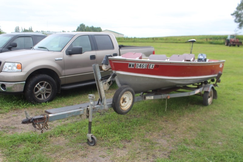 1985 Lund Boat  25hp Yamaha Outboard  Minnkota Trolling Motor  Spartan Trailer