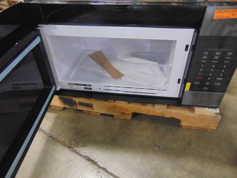 lot 12 image: Frigidaire Gallery 1.7-cu ft Over-the-Range Microwave with Sensor Cooking (Fingerprint-Resistant Black Stainless Steel) (Common 30-in Actual 29.875-in) FGMV176NTD