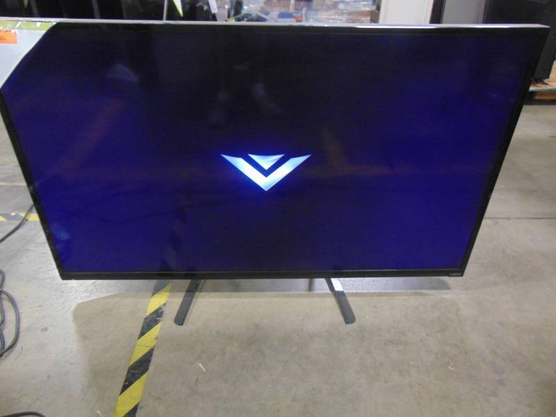 lot 61 image: VIZIO E500i-A0 50 1080P 120Hz LED LCD HDTV