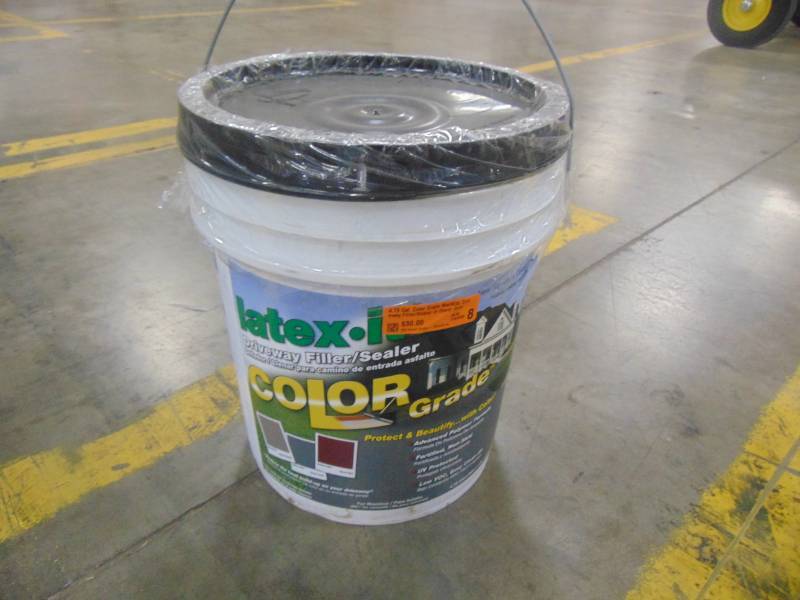 lot 78 image: Latex-ite 4.75 Gal. Color Grade Blacktop Driveway FillerSealer in Dover Grey 11320