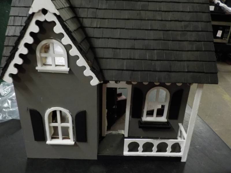 lot 36 image: Wood Doll House with Furniture...