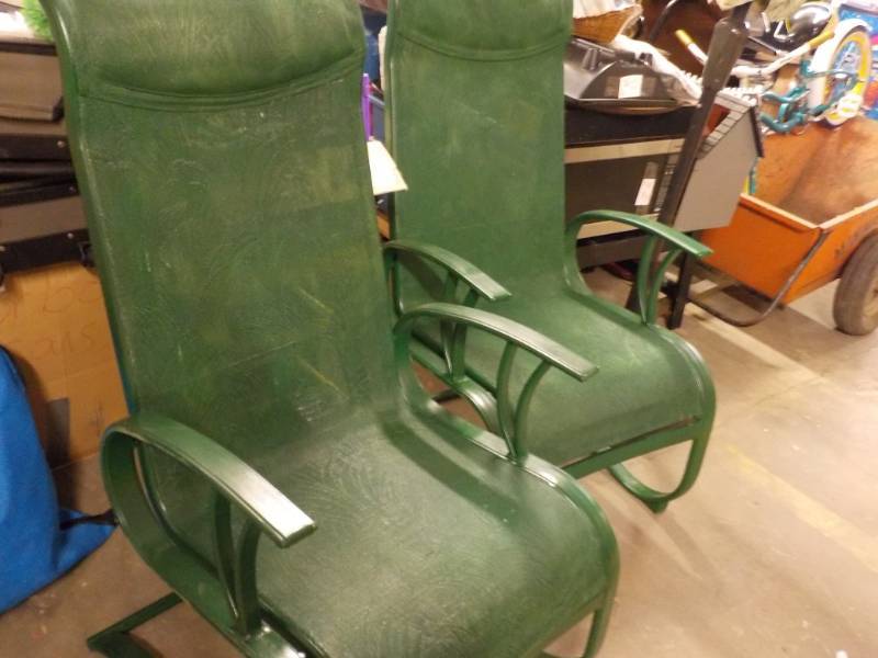 lot 40 image: 2 Rocking Lawn Chairs...