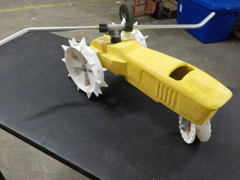 lot 52 image: Tractor Sprinkler...