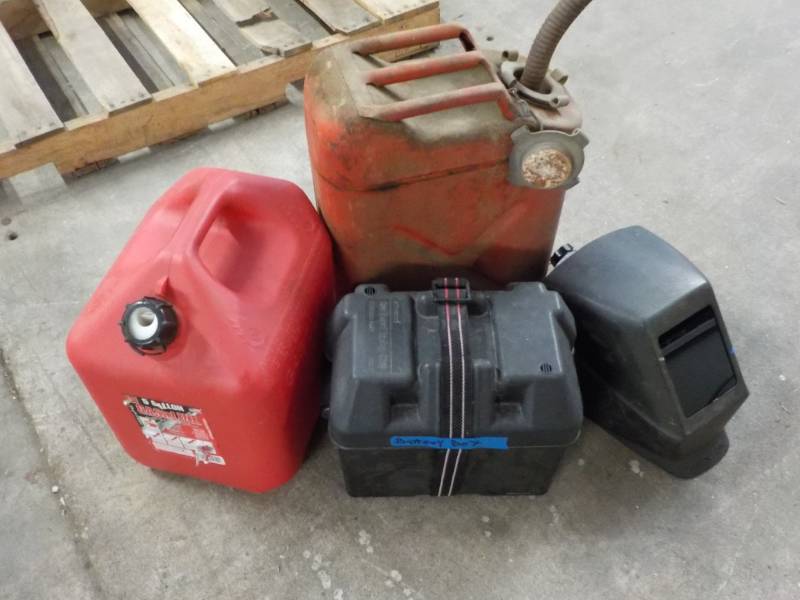 lot 56 image: 1 Metal Gas Can, 15 Gallon can, 1 B...