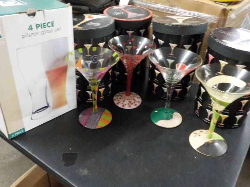 lot 66 image: 4 Martini Glasses and 4 Piece Pilsn...