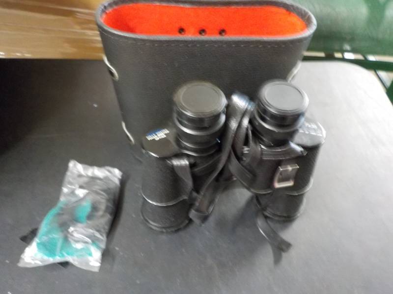 lot 67 image: Binoculars 7 x 35...