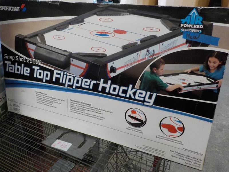 lot 89 image: Table Top Flipper Hockey...